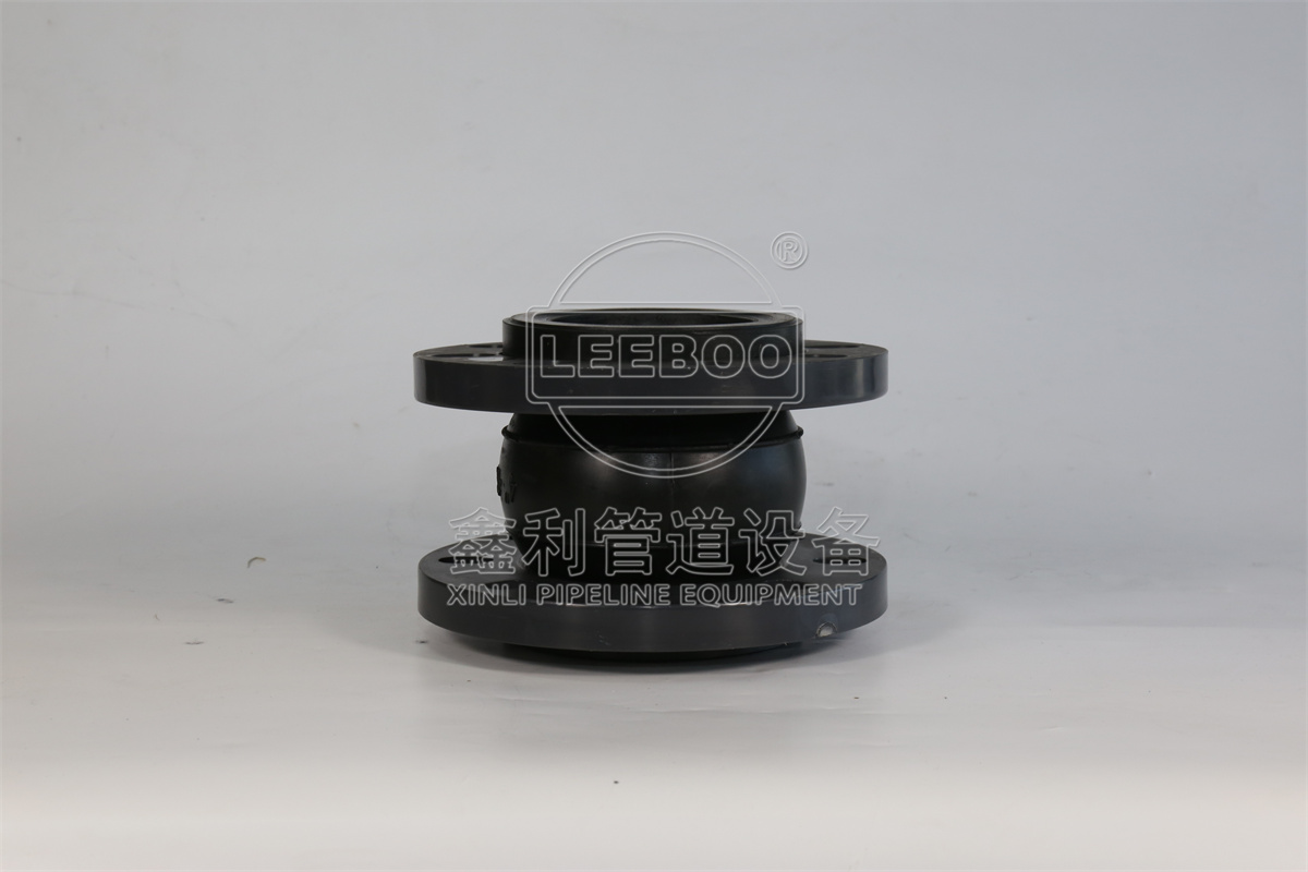 正確的情況下橡膠接頭為什么會開裂？