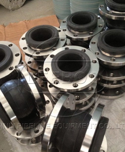 鑫利液壓<a href=http://www.xinligd.com target=_blank class=infotextkey>橡膠接頭</a>日常庫存