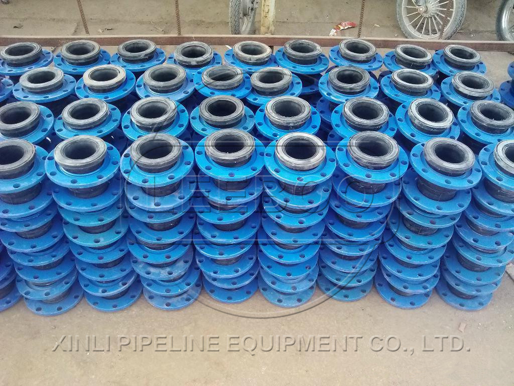 香港港島鲗魚涌耐高溫<a href=http://www.xinligd.com target=_blank class=infotextkey>橡膠接頭</a>鑫利配貨車間